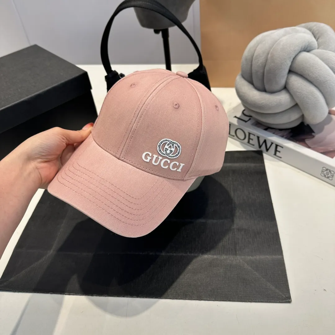 P60 Gucci Baseball Cap GUCCI official website new product, baseball cap, original quality, very popular 🔥The craftsmanship is very exquisite, high-end and classy! Low-key luxury, easy to carry! Running volume!