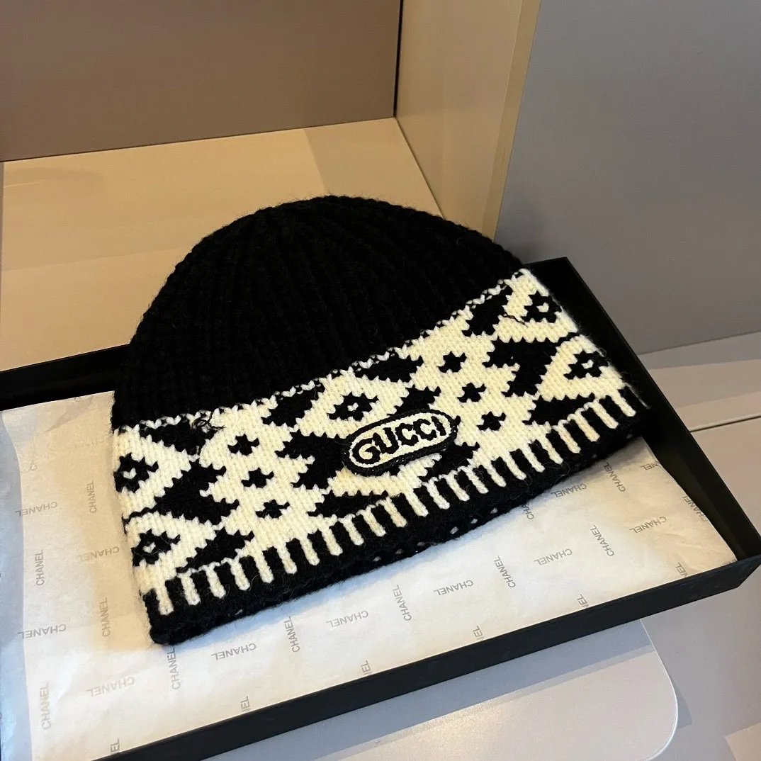 💰90¥ Gucci knitted beanie, unisex