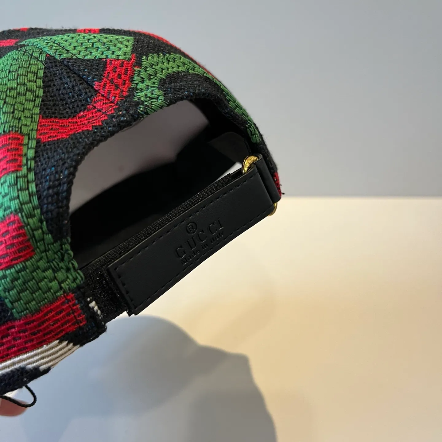 P60 Gucci Baseball Cap♥️GUCCI🧢New product from the official website, baseball cap, original quality, very popular 🔥🎩 The craftsmanship is very exquisite, high-end and classy! Low-key luxury, easy to carry! Running volume!