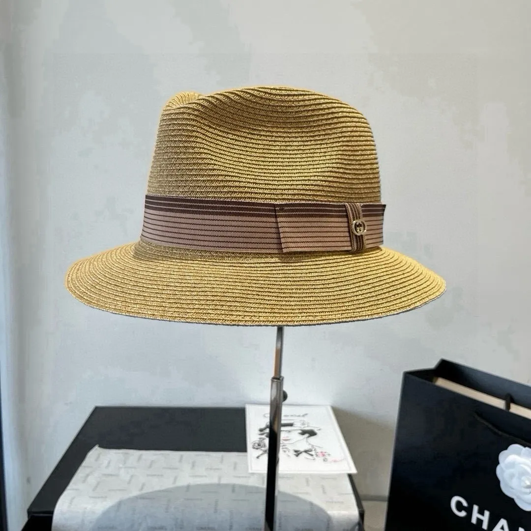 💰150¥ Gucci new flat top hat, small sun hat, head circumference 57cm