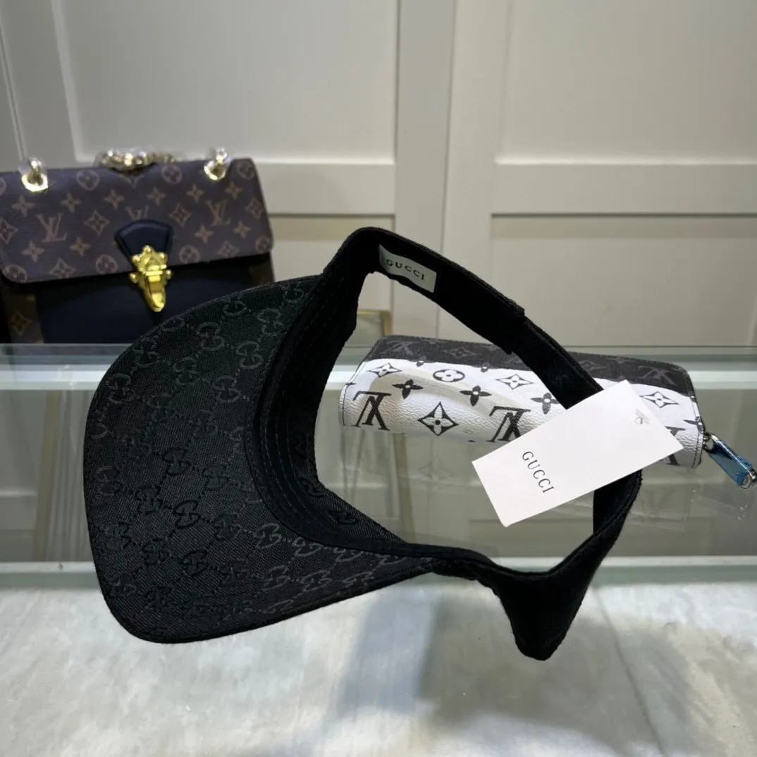 P60 comes with dust bag, GUCCI high-end item👍Sports and leisure empty top hat🎩 The latest popular version of baseball cap🌟 🎉 Awesome hat shape👍 Unisex couple style, a must-have artifact for travel [Naughty]