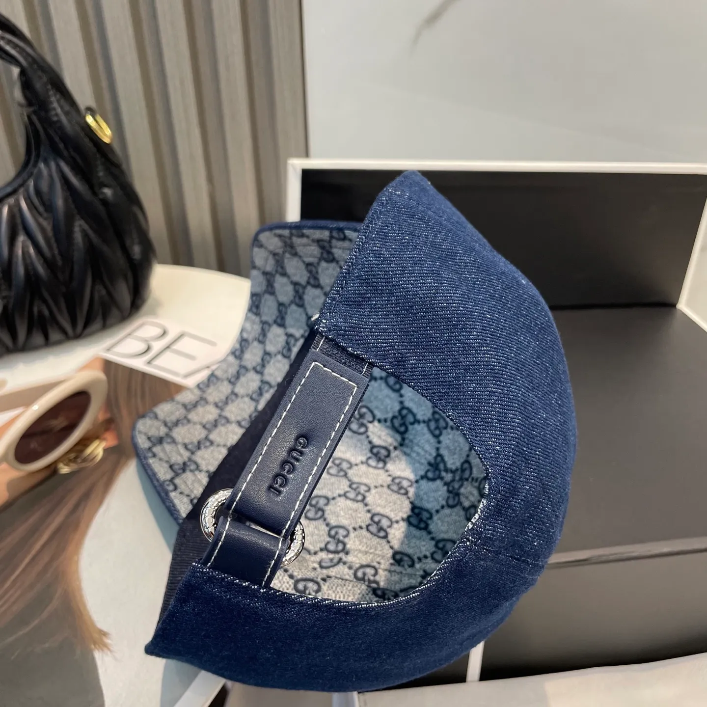 P70 GUCCI 2025 new washed denim baseball cap at the counter, very trendy! Casual and sports style, classic production, super easy to match!
