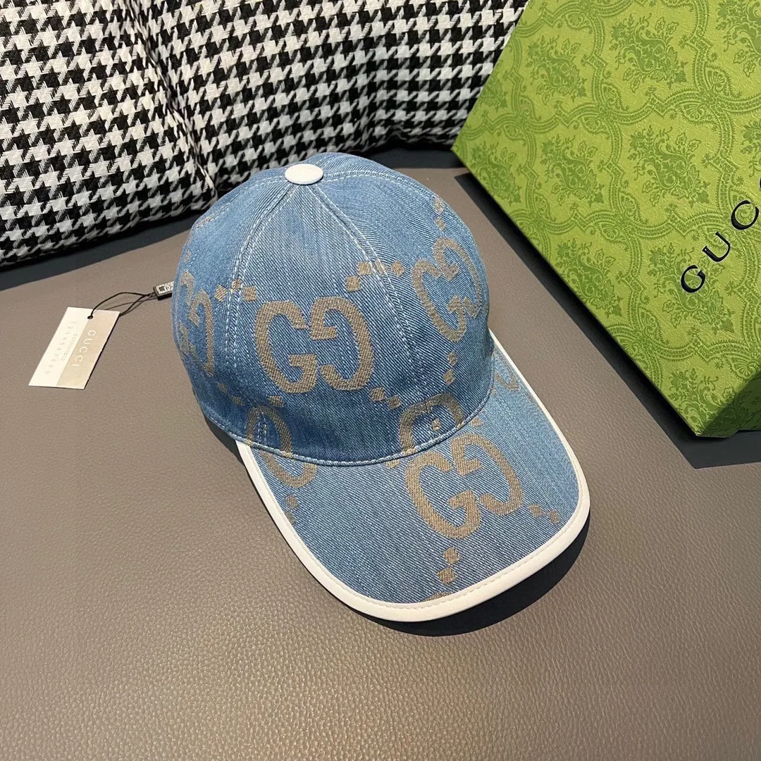 🉐️90, Gucci Gucci's new original baseball cap, large double G, 1:1 mold opening and customization at the counter, perfect pattern, original canvas fabric + first-layer cowhide, light and breathable! The basic head circumference is 56cm, and the patch is adjustable.
