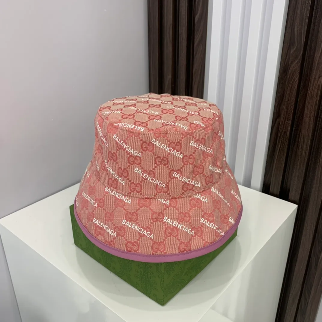 P80 GUCCI Gucci co-branded 2021 new style reversible fisherman hat at the counter simultaneously, hot model shipped, super easy to match, new model on the shelves