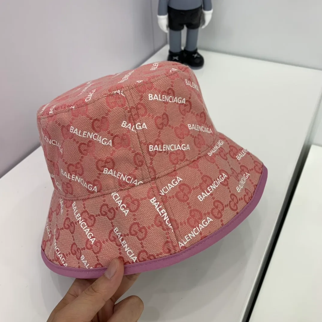 P80 GUCCI Gucci co-branded 2021 new style reversible fisherman hat at the counter simultaneously, hot model shipped, super easy to match, new model on the shelves