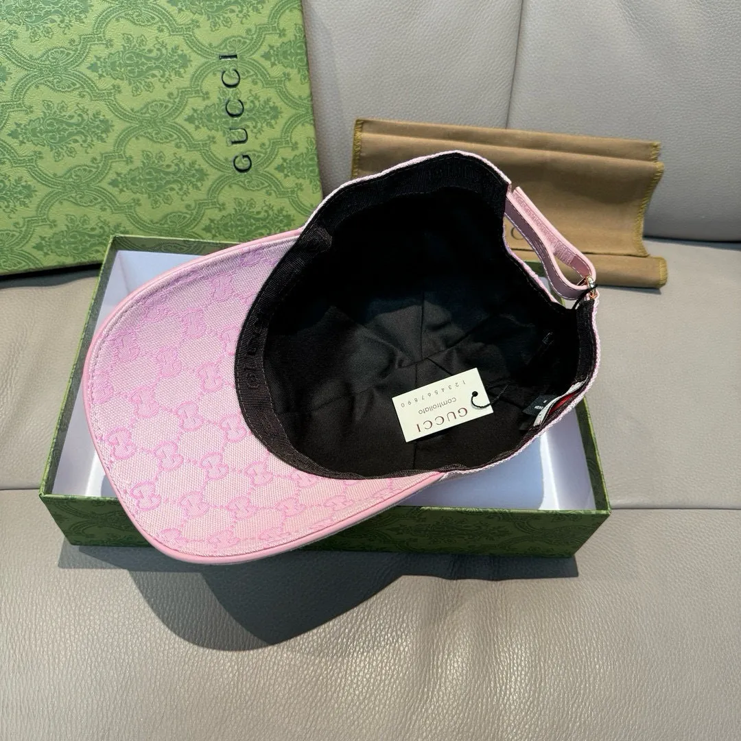 p90 ten thousand year classic model shipped!   , Gucci (Gucci) classic original baseball cap 😍😍 1:1 mold opening and customization at the counter, the highest version, original canvas fabric + first layer of cowhide, light and breathable! Photographed in real life, suitable for men and women in all seasons, basic head circumference 56cm, adjustable patches.