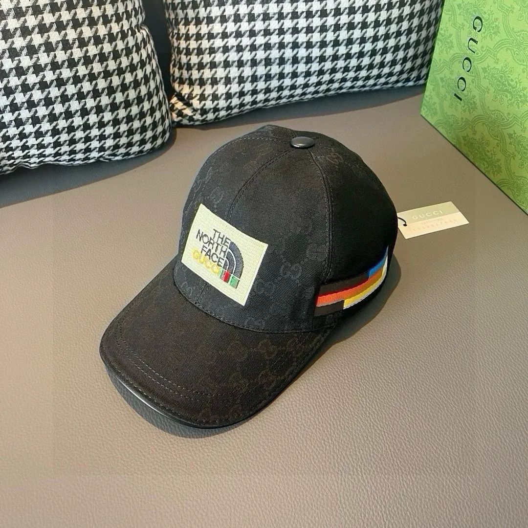 P90, Gucci's new original baseball cap, North Face embroidery! Counter 1:1, imported canvas + first-layer cowhide, popular for purchasing, versatile style for men and women, great quality! The basic head circumference is 56cm, and the patch is adjustable.