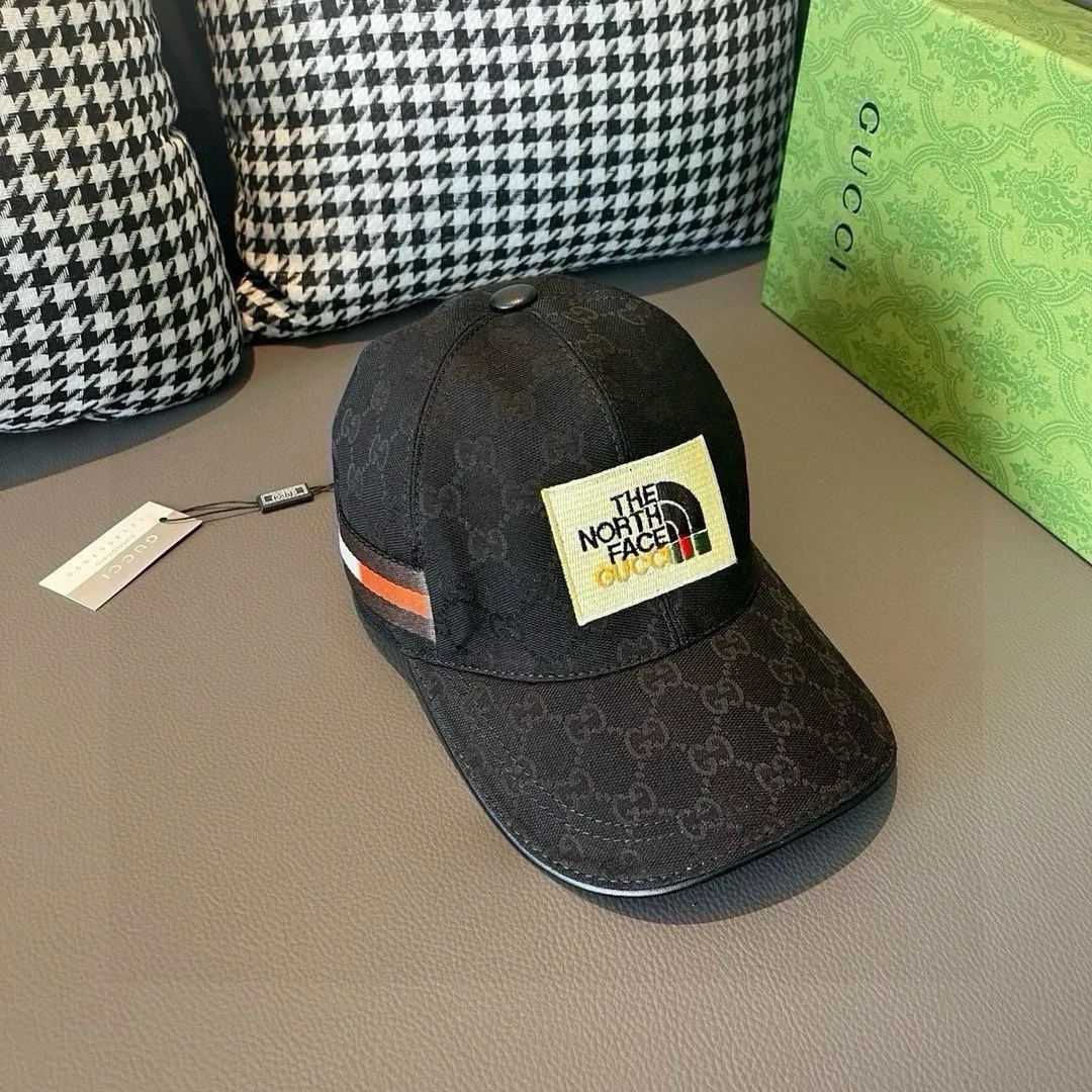 P90, Gucci's new original baseball cap, North Face embroidery! Counter 1:1, imported canvas + first-layer cowhide, popular for purchasing, versatile style for men and women, great quality! The basic head circumference is 56cm, and the patch is adjustable.