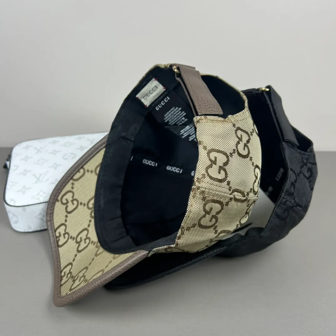 P66💰Gucci Baseball Cap♥️GUCCI🧢Official website new product, baseball cap, original quality, hot arrival 🔥🎩 The craftsmanship is very exquisite, high-end and classy! Low-key luxury, easy to carry! Running volume!