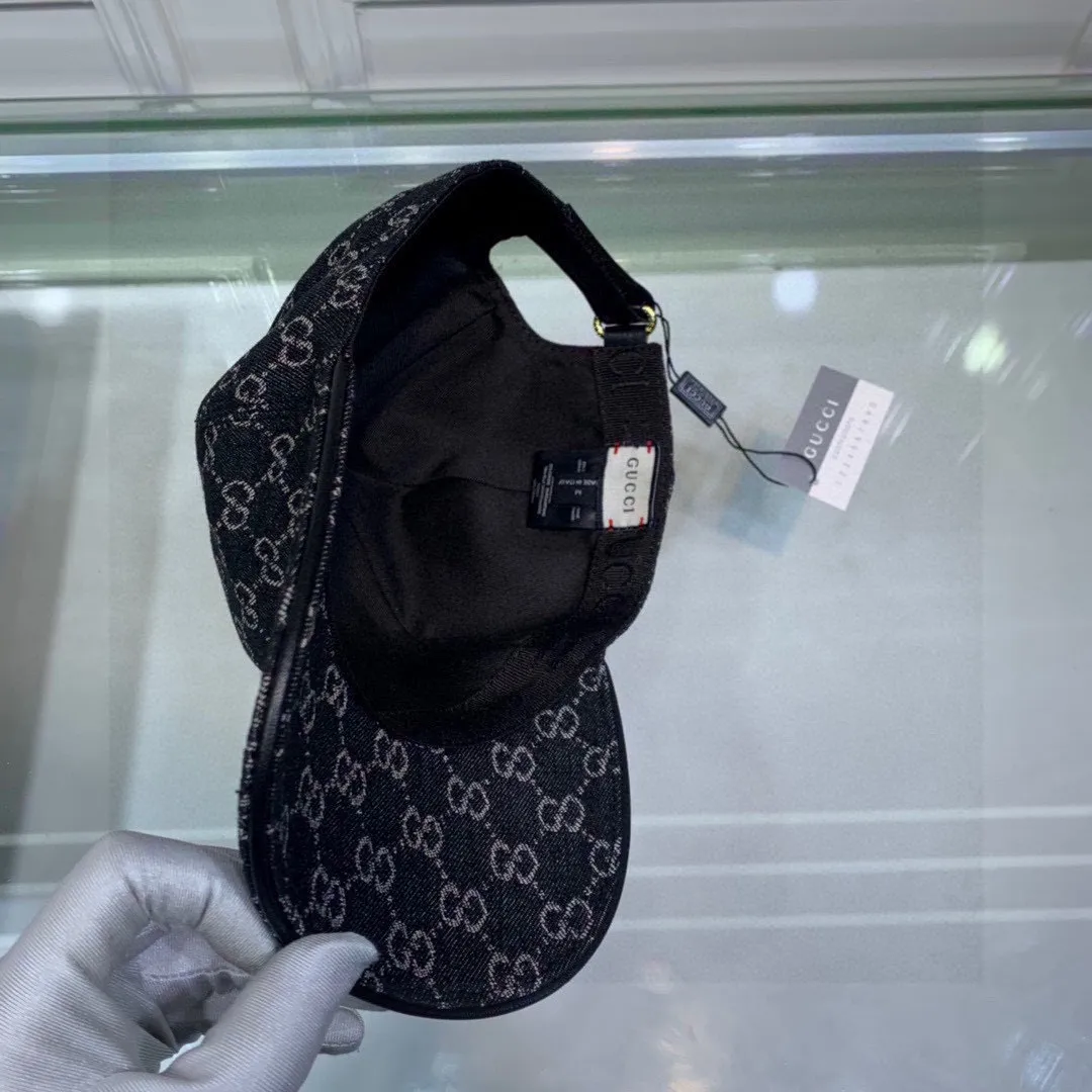 🉐110 new models have arrived! Gucci (Gucci) 2020 new original baseball cap😍😍Double G denim jacquard, retro design, 1:1 mold opening and customization at the counter! Original denim fabric + first-layer cowhide, light and breathable! Actual photo, suitable for men and women, basic head circumference 56cm, adjustable patch.