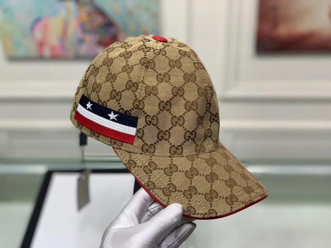 Batch 90, Gucci (Gucci) classic original baseball cap, five-star webbing, 1:1 mold customization, original canvas fabric + first-layer cowhide, popular purchasing agent, versatile style for men and women, great quality! The basic head circumference is 56cm, and the patch is adjustable.