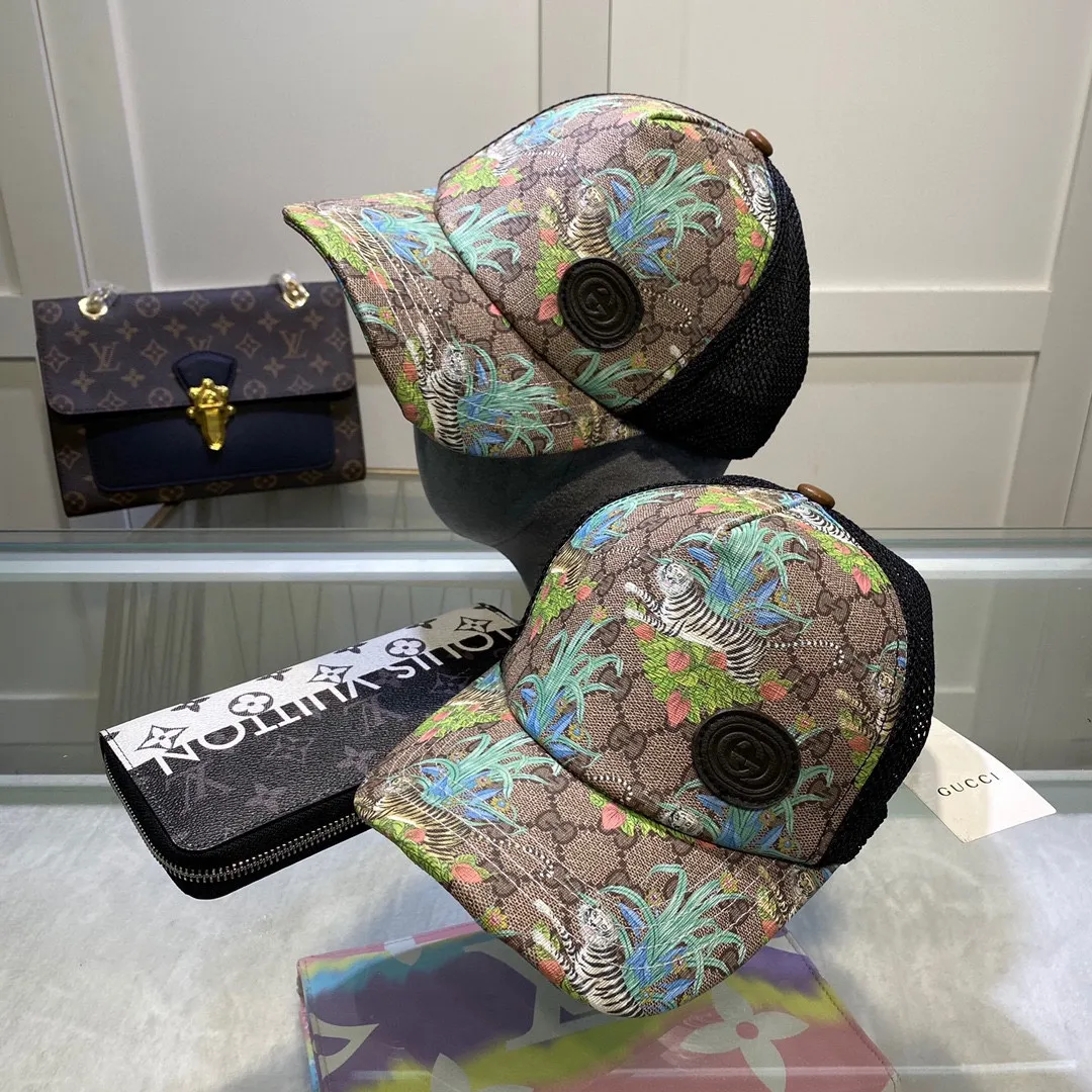 P70💰Gucci Baseball Cap GUCCI🧢Original quality is now available 🔥🎩 The craftsmanship is very exquisite, high-end and classy! Low-key luxury, easy to carry! Running volume! 【68211469】