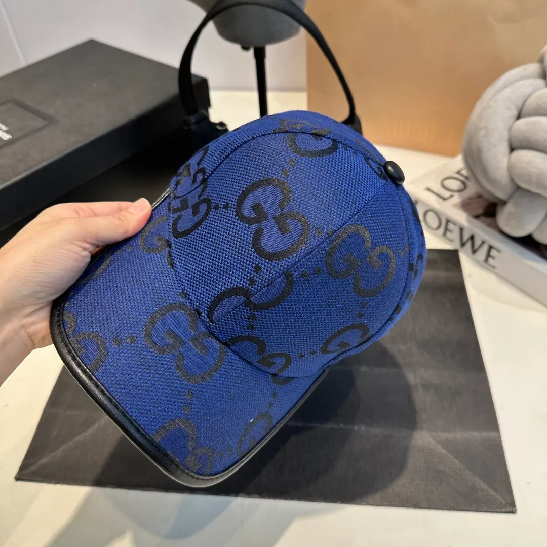 P60 Gucci new original baseball cap 🧢, exquisite and pure, stylish and stylish, cool and fashionable, out of stock at the counter, popular, great quality