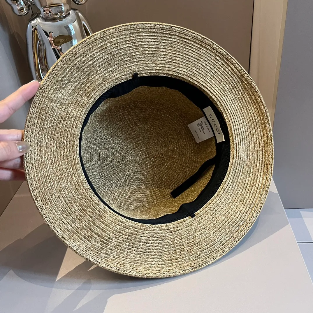 💰120¥ Gucci new flat-top straw hat, made of fine straw, great shape