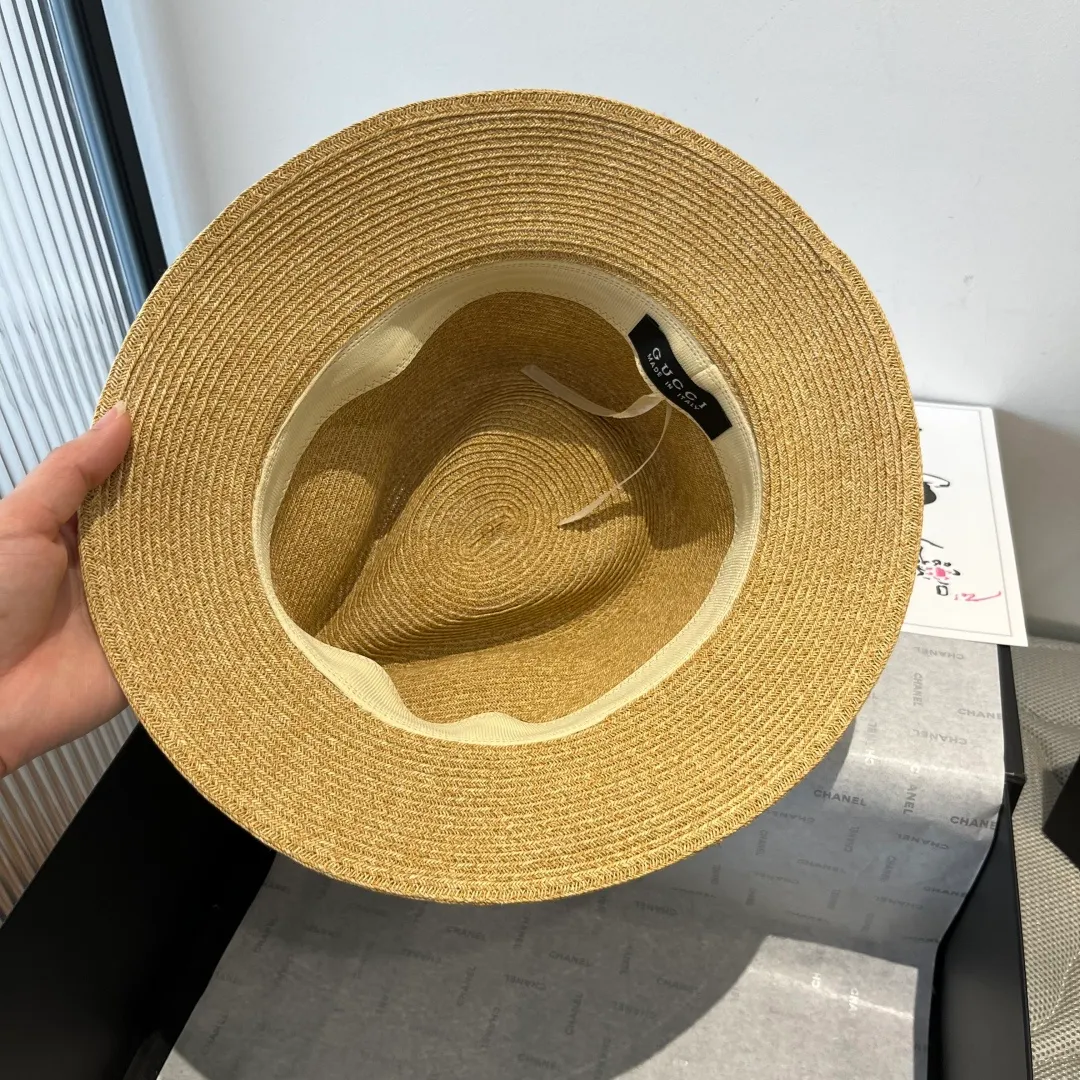💰150¥ Gucci new flat top hat, small sun hat, head circumference 57cm