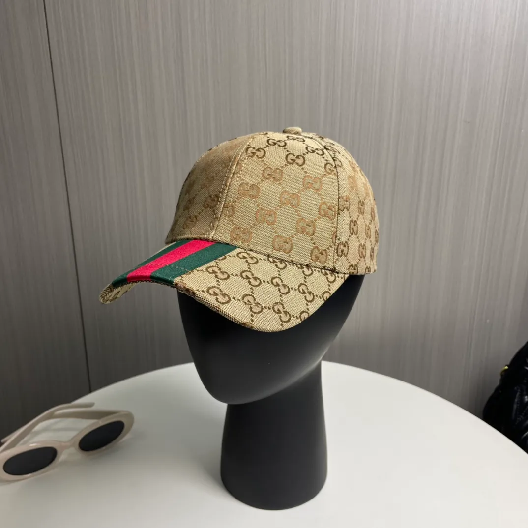 P56 [GUCCI Gucci]🌸2 official website is online simultaneously🎊 Korean version of the new British classic casual atmosphere customized model 1:1 original quality unisex baseball cap Meibang three-dimensional printed geological fabric high quality quality🔥🔥🔥