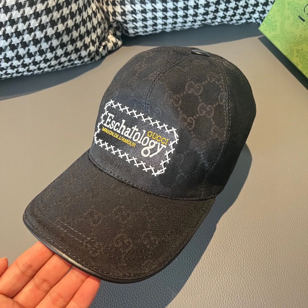 🉐️90 new model shipped, Gucci (Gucci) new original baseball cap, heavy embroidery, 1:1 mold customization, details comparable to counters, original canvas + first-layer cowhide, pure cotton lining, great quality! The first choice for handsome men and beautiful women, fashionable and versatile. Basic head circumference 56, adjustable patch