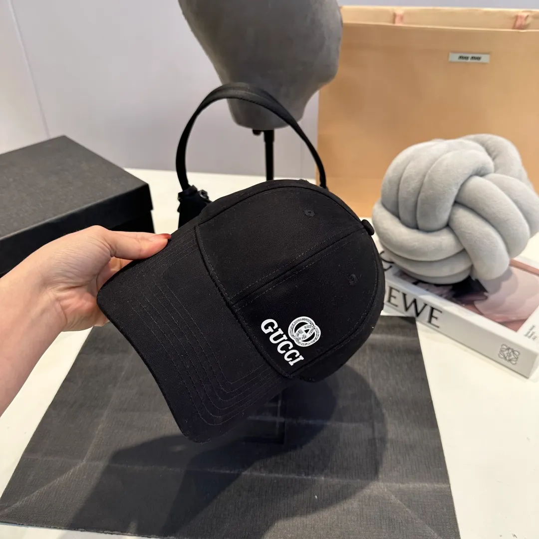 P60 Gucci Baseball Cap GUCCI official website new product, baseball cap, original quality, very popular 🔥The craftsmanship is very exquisite, high-end and classy! Low-key luxury, easy to carry! Running volume