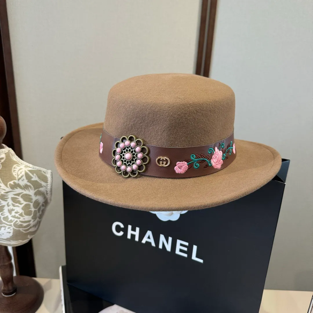 💰190¥ Gucci new wool top hat, flat top hat, 100% wool fabric 🦙%, head circumference 57cm