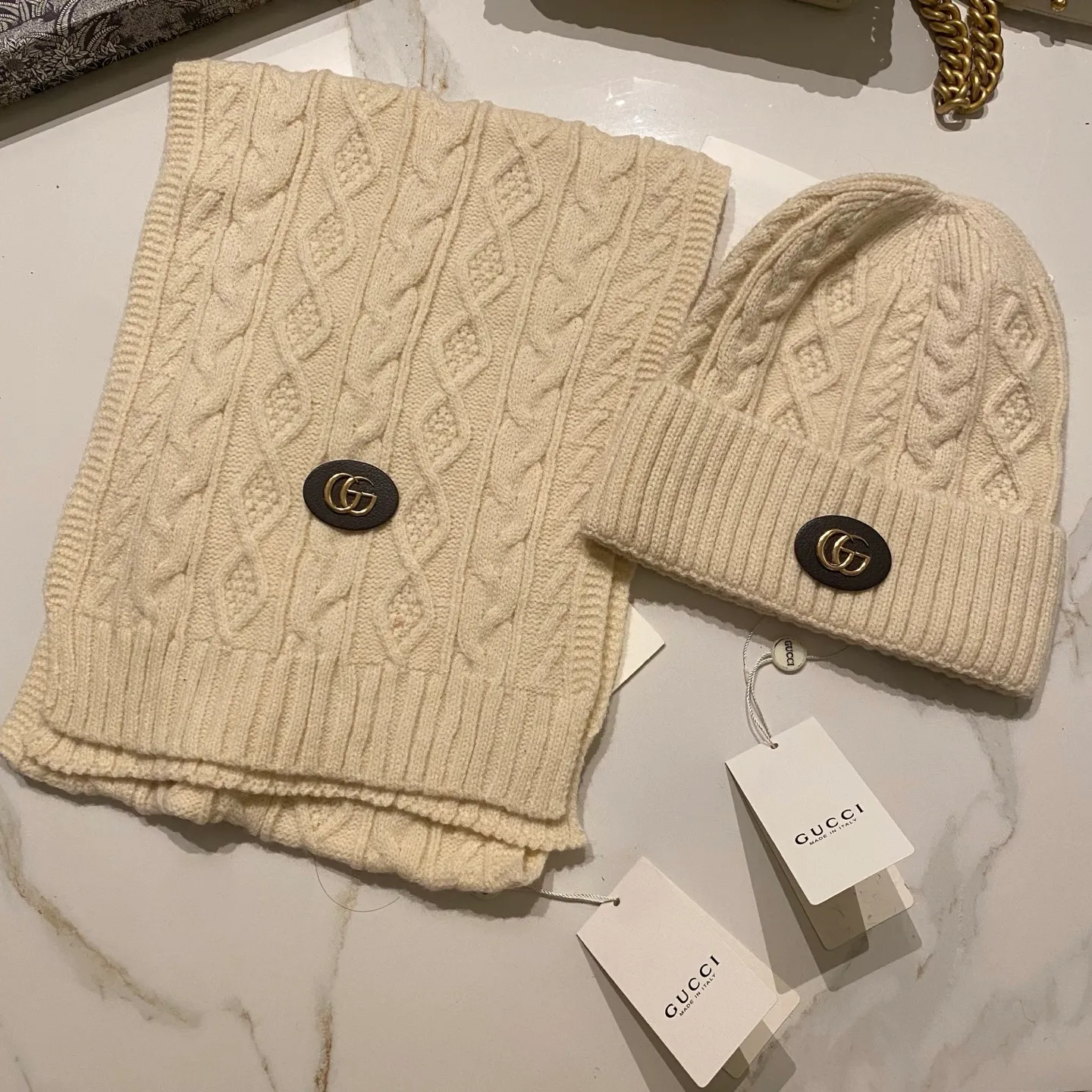 Gucci cashmere suit hat + scarf