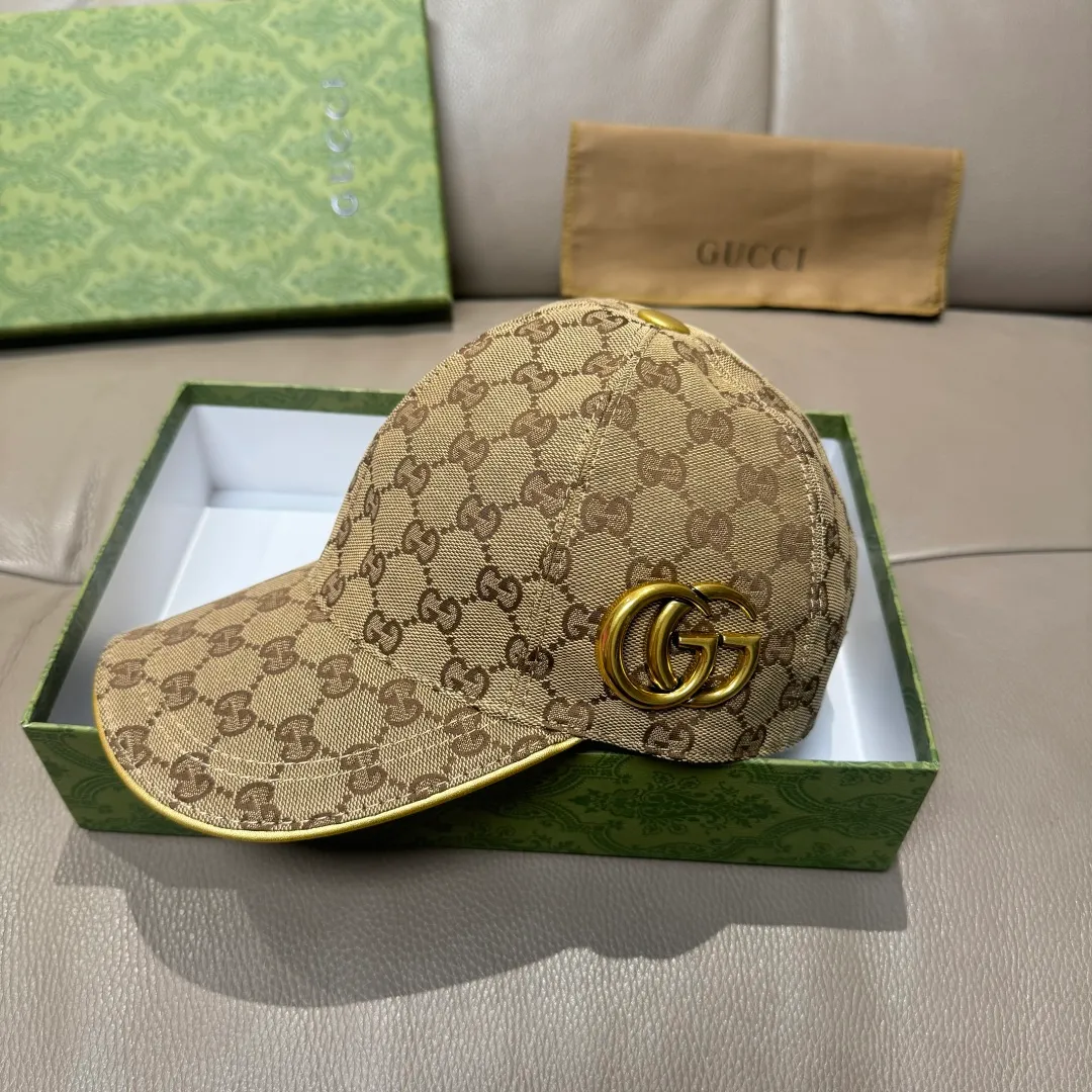 P90., Gucci (Gucci) new original baseball cap, metal double G, the latest model at the counter, 1:1 mold customization, genuine mold hardware, original canvas fabric + first-layer cowhide, original quality! The quality is great, the basic head circumference is 56cm, and the patch is adjustable.