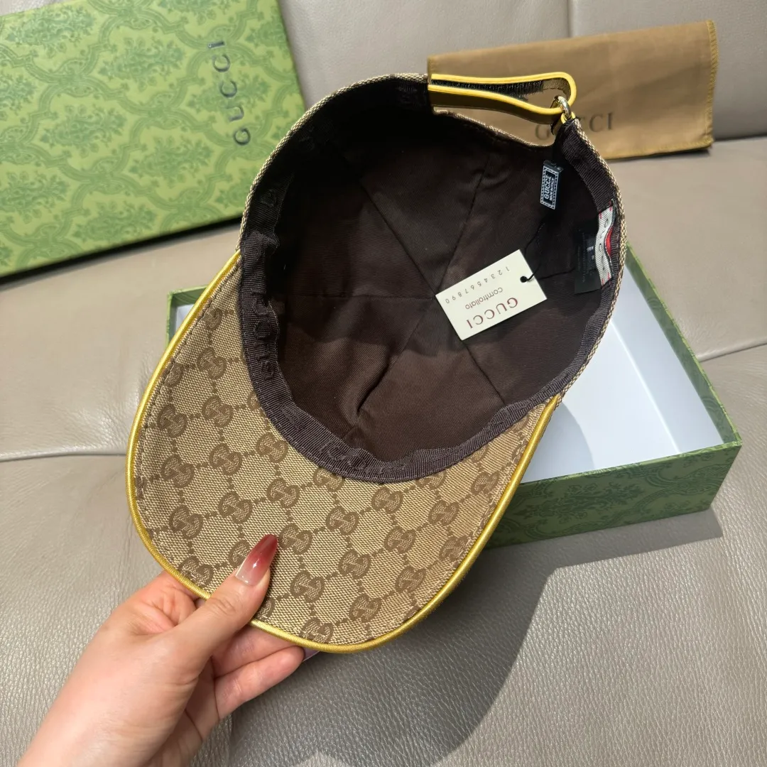 P90., Gucci (Gucci) new original baseball cap, metal double G, the latest model at the counter, 1:1 mold customization, genuine mold hardware, original canvas fabric + first-layer cowhide, original quality! The quality is great, the basic head circumference is 56cm, and the patch is adjustable.