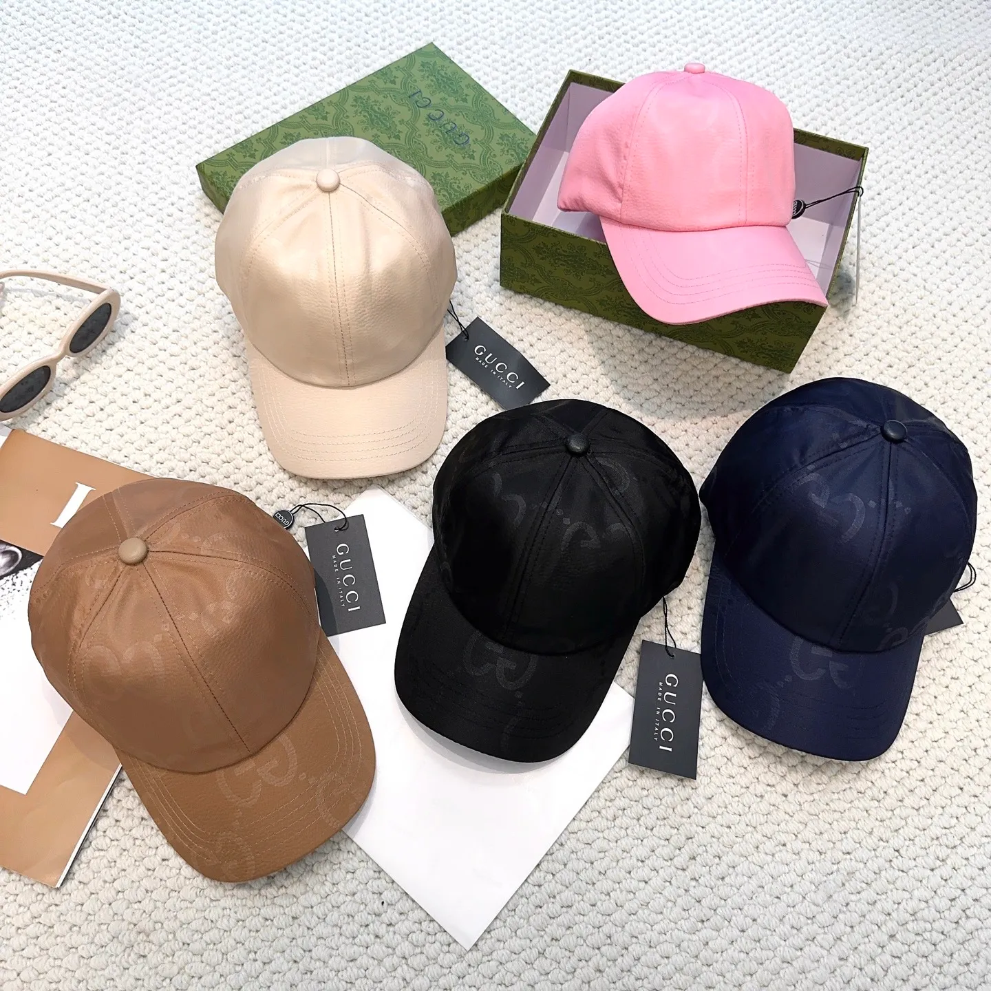 P60 original quality GUCCI Gucci baseball cap🧢Official website new product Gucci baseball cap🧢hot coming soon. The craftsmanship is very exquisite, high-end and classy! Low-key luxury, easy to carry! Running volume!