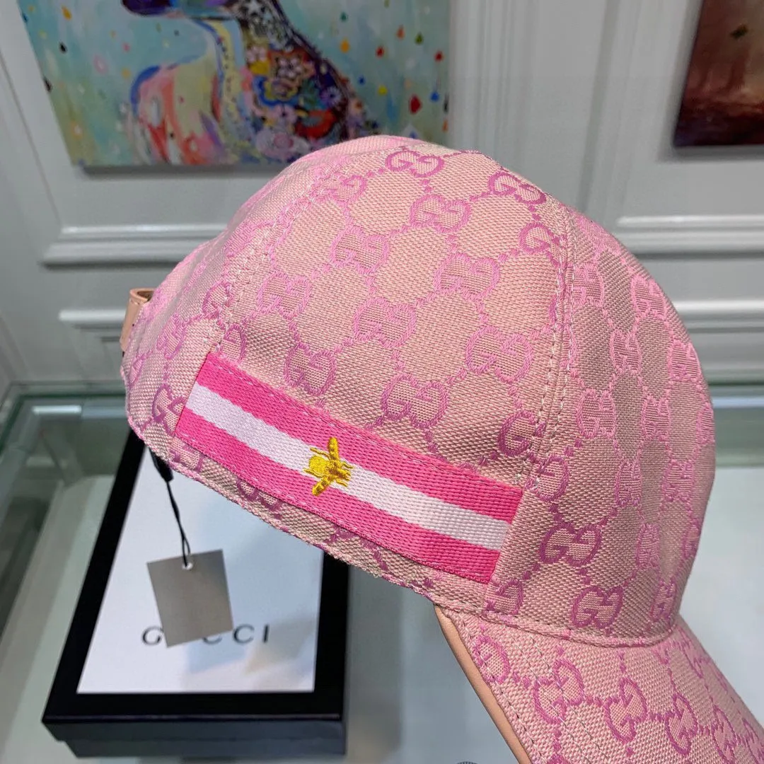 🉐1.1 million classic models shipped! ,, Gucci (Gucci) classic original baseball cap😍😍Little Bee, 1:1 mold customization at the counter, the highest version, original canvas fabric + first layer of cowhide, pure cotton lining, light and breathable! Photographed in real life, suitable for men and women in all seasons, basic head circumference 56cm, adjustable patches.