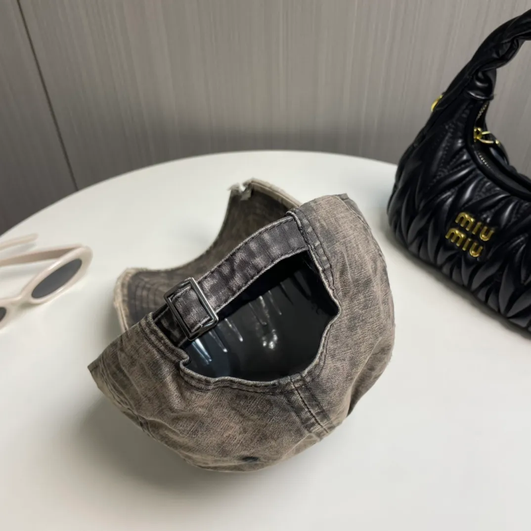 P56 Gucci～25 new spring model, simple and high-end baseball cap, new process washing, retro color, customized version!