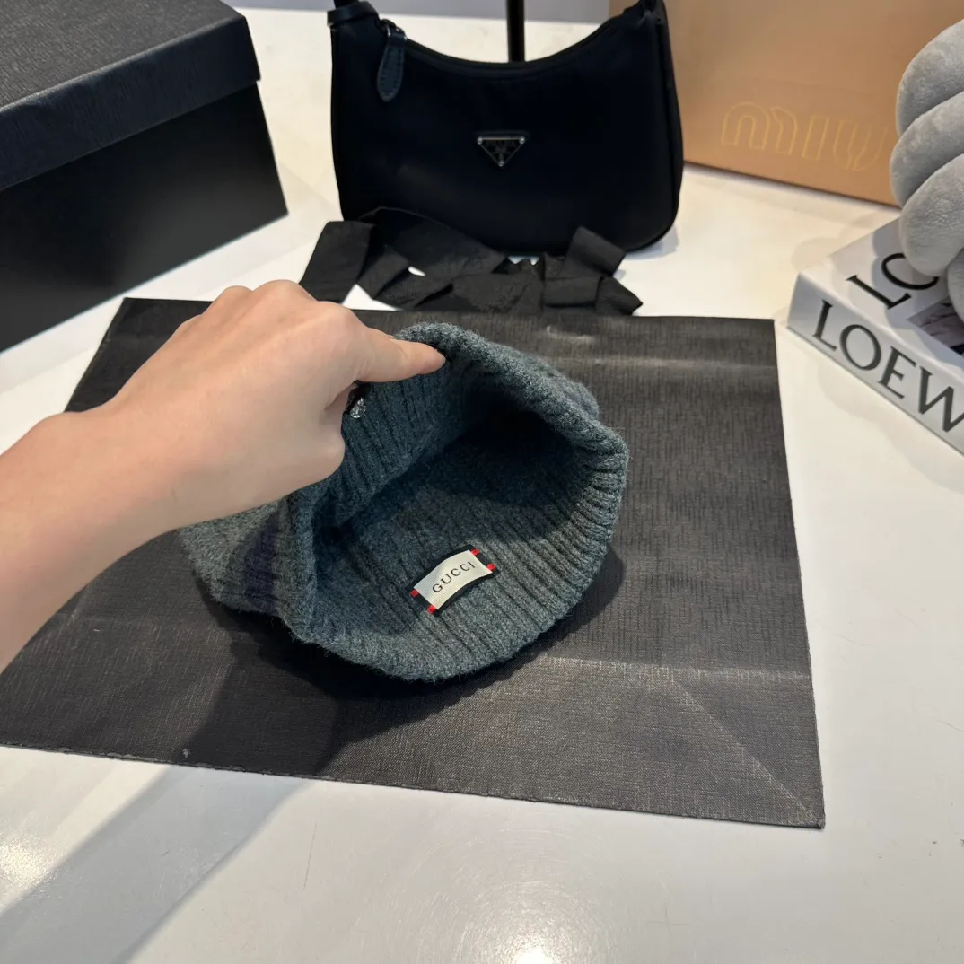 P50 Gucci new knitted cold hat