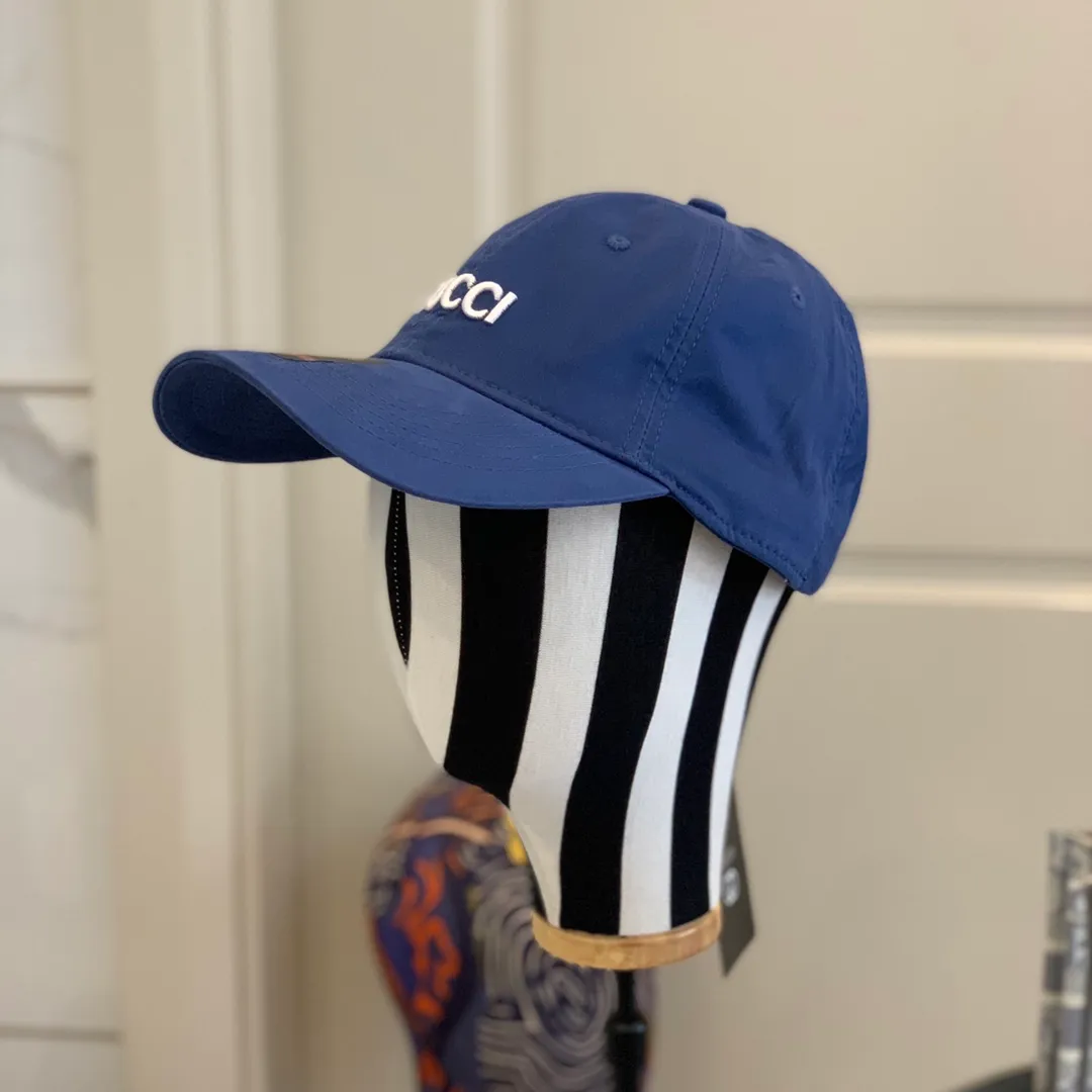 p60 Gucci Baseball Cap♥️GUCCI Baseball Cap🧢Official website new product Gucci Baseball Cap, original quality is very popular 🔥🎩 The craftsmanship is very exquisite, high-end and classy! Low-key luxury, easy to carry! Excellent quality👍Fashionable and versatile