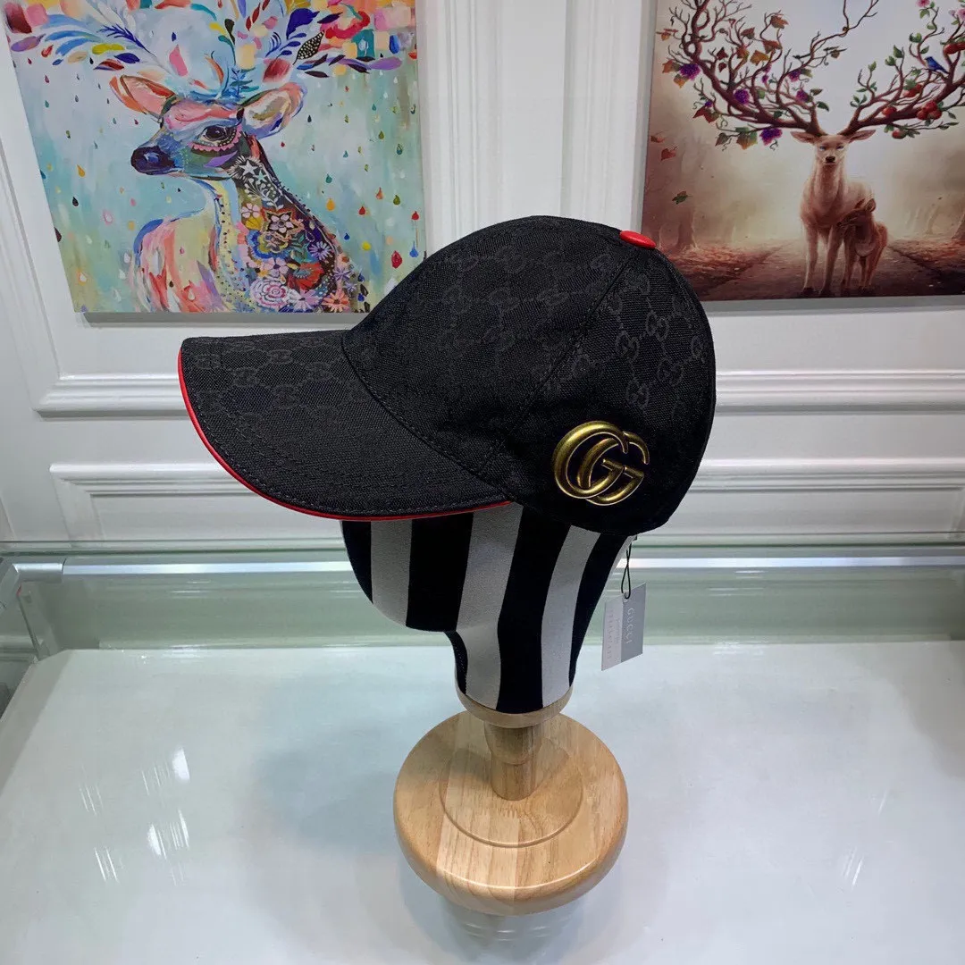 🉐110 Gucci (Gucci) new original baseball cap, metal double G, the latest model in the store, 1:1 mold customization, genuine mold hardware, original canvas fabric + first layer of cowhide, original quality! The quality is great, the basic head circumference is 56cm, and the patch is adjustable.