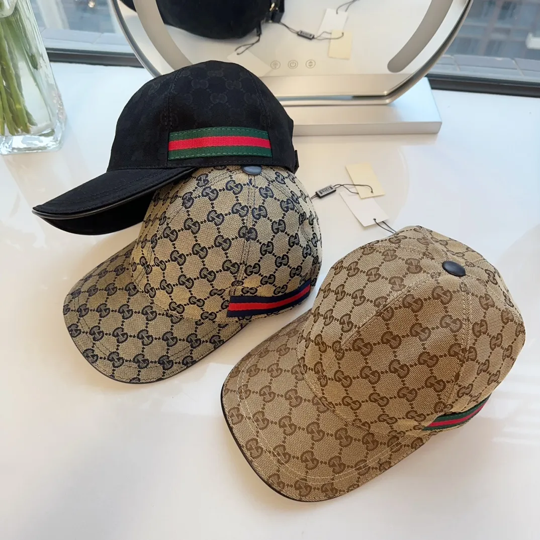 P90 Gucci (Gucci) classic original baseball cap😍😍Little Bee, 1:1 mold opening and customization at the counter, the highest version, original canvas fabric + first layer of cowhide, pure cotton lining, light and breathable! Photographed in real life, suitable for men and women in all seasons, basic head circumference 56cm, adjustable patches.