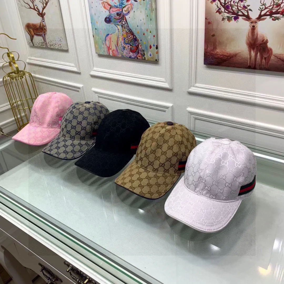 🉐1 million year old classic! Available in apricot and black, children’s sizes are available! Comes with a box bag, Gucci's classic original baseball cap😍😍Customized at a 1:1 mold at the counter, the highest version, original canvas fabric + first-layer cowhide, light and breathable! Photographed in real life, suitable for men and women in all seasons, basic head circumference 56cm, adjustable patches.