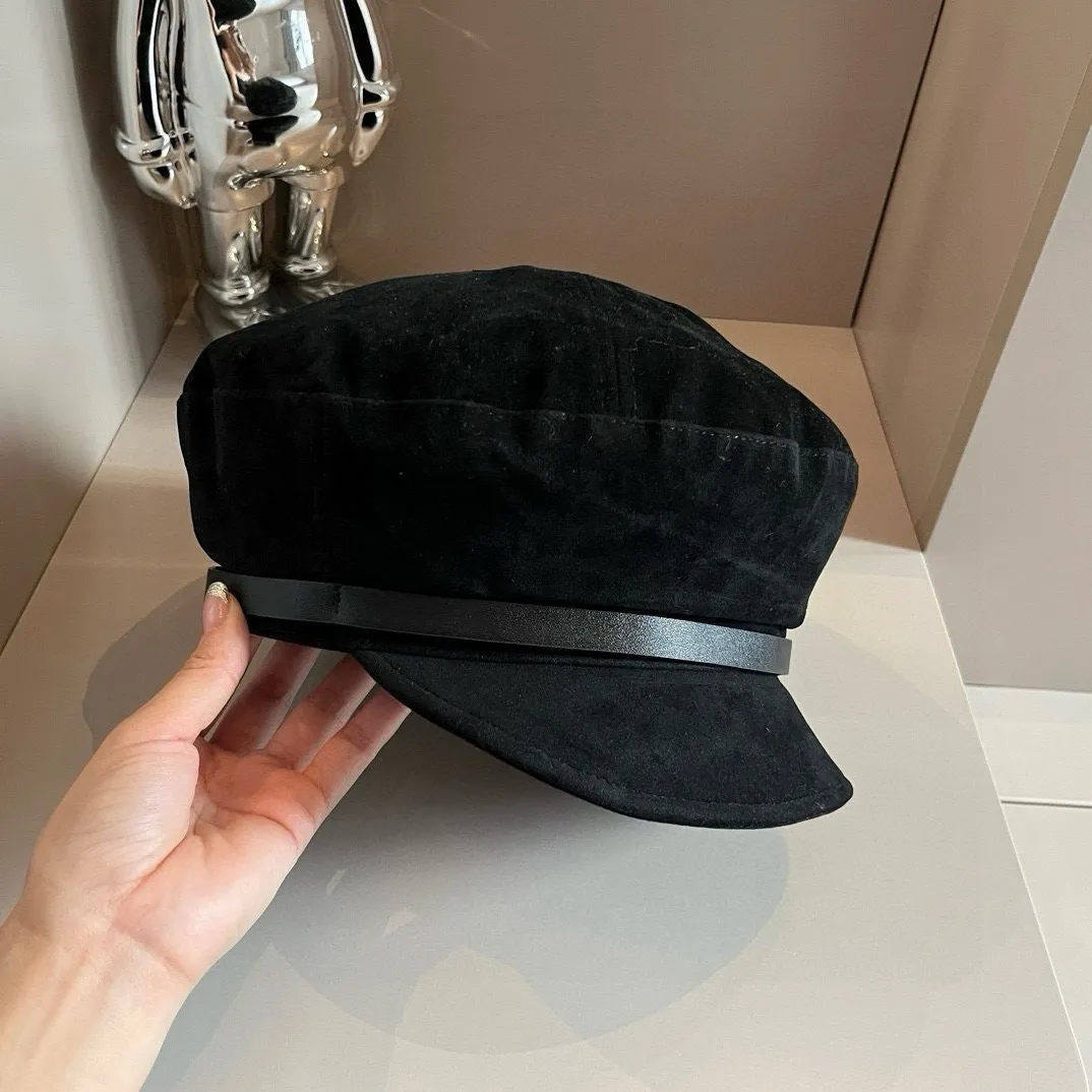 💰100¥ Gucci new peaked military cap, head circumference 57cm