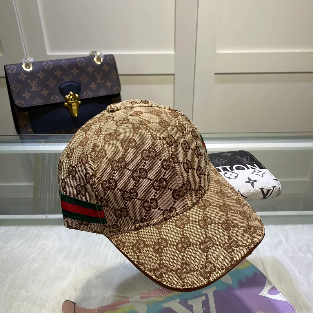P80💰Gucci Baseball Cap GUCCI🧢Original quality is now available 🔥🎩 The craftsmanship is very exquisite, high-end and classy! Low-key luxury, easy to carry! Running volume! 【68211469】