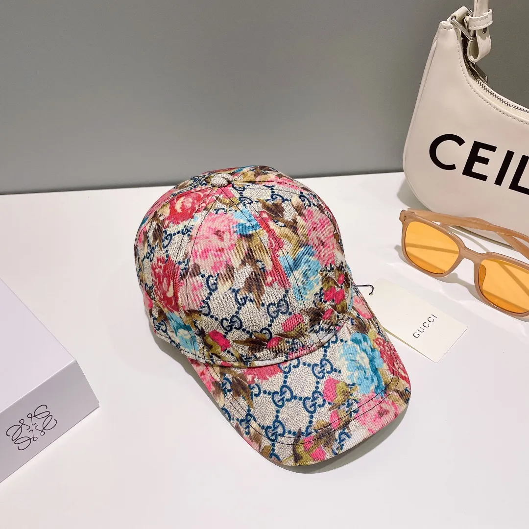 P60💰GUCCI Baseball Cap, new product from the official website, baseball cap, original quality, very popular 🔥🎩 The craftsmanship is very exquisite, high-end and classy! Low-key luxury, easy to carry! Running volume!