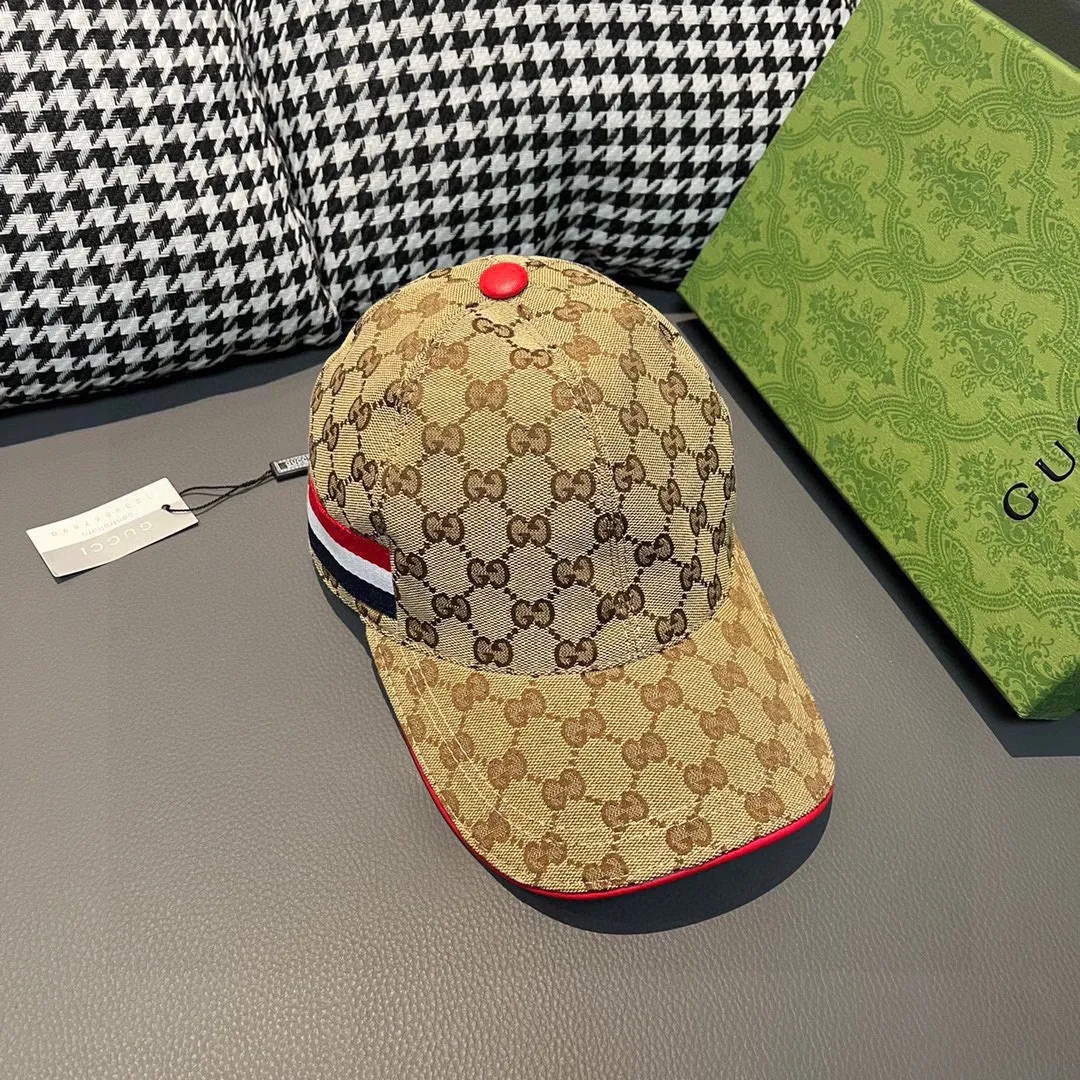 🉐️90 🎗, Gucci (Gucci) new original baseball cap, three-color webbing, 1:1 mold customization, original canvas + first-layer cowhide, red leather edge, handsome and fashionable, popular for purchasing, versatile style for men and women, great quality! The basic head circumference is 56cm, and the patch is adjustable.