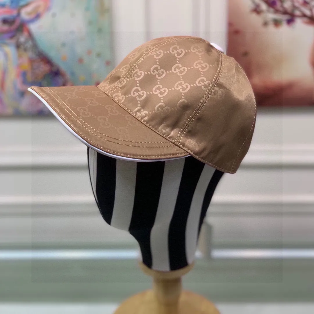 🉐900,000-year-old classic! ., Gucci (Gucci) classic original baseball cap 😍😍 1:1 mold customization at the counter, the highest version, original satin fabric + first-layer cowhide, light and breathable! Photographed in real life, suitable for men and women in all seasons, basic head circumference 56cm, adjustable patches.