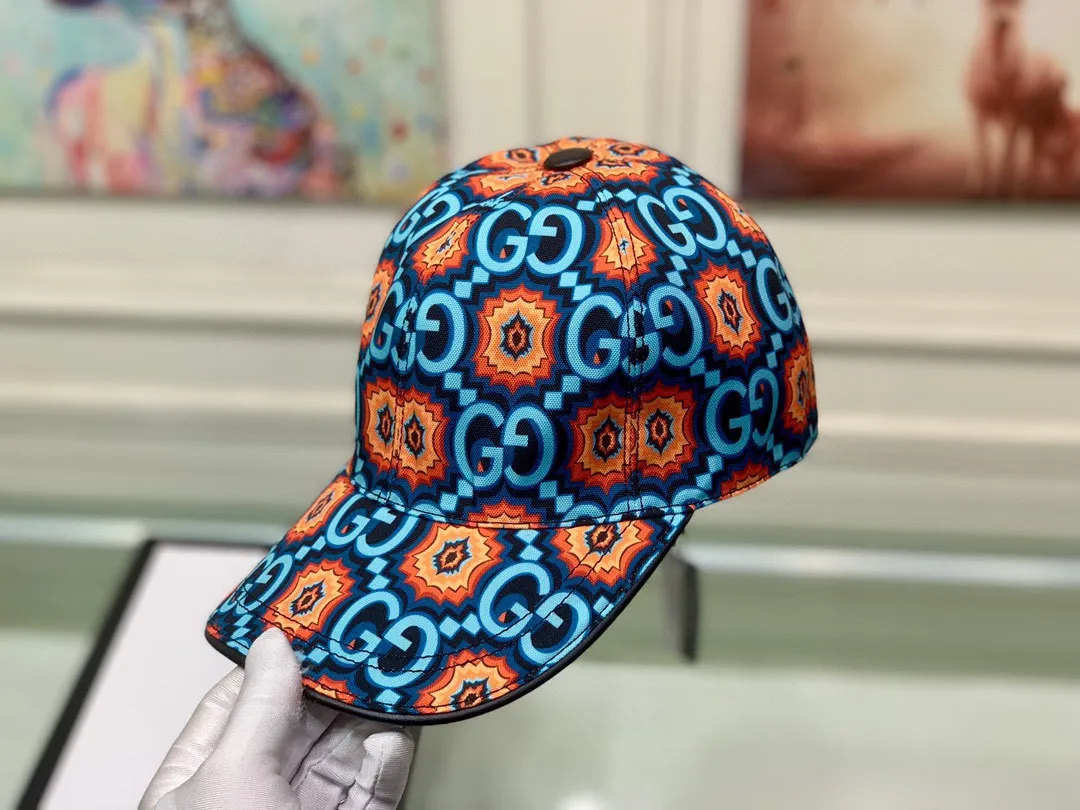 🉐100 Gucci 2022 new styles released! Gucci (Gucci) new original baseball cap, double G print, counter 1:1, imported canvas + first-layer cowhide, popular on behalf of purchase, versatile style for men and women, great quality! The basic head circumference is 56cm, and the patch is adjustable.