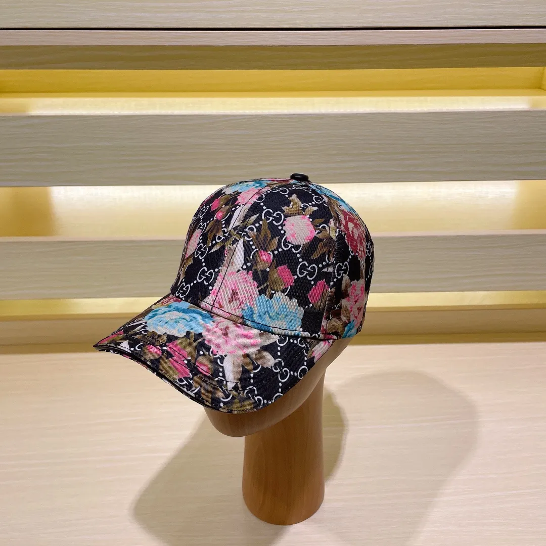 P54💰GUCCI baseball cap, new product from the official website, baseball cap, original quality, hot arrival 🔥🎩 The craftsmanship is very exquisite, high-end and classy! Low-key luxury, easy to carry! Running volume!