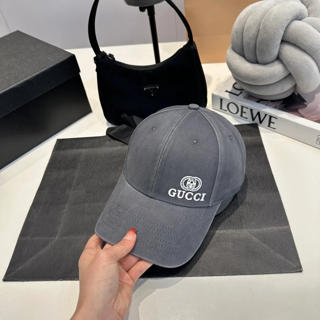 P60 Gucci Baseball Cap GUCCI official website new product, baseball cap, original quality, very popular 🔥The craftsmanship is very exquisite, high-end and classy! Low-key luxury, easy to carry! Running volume