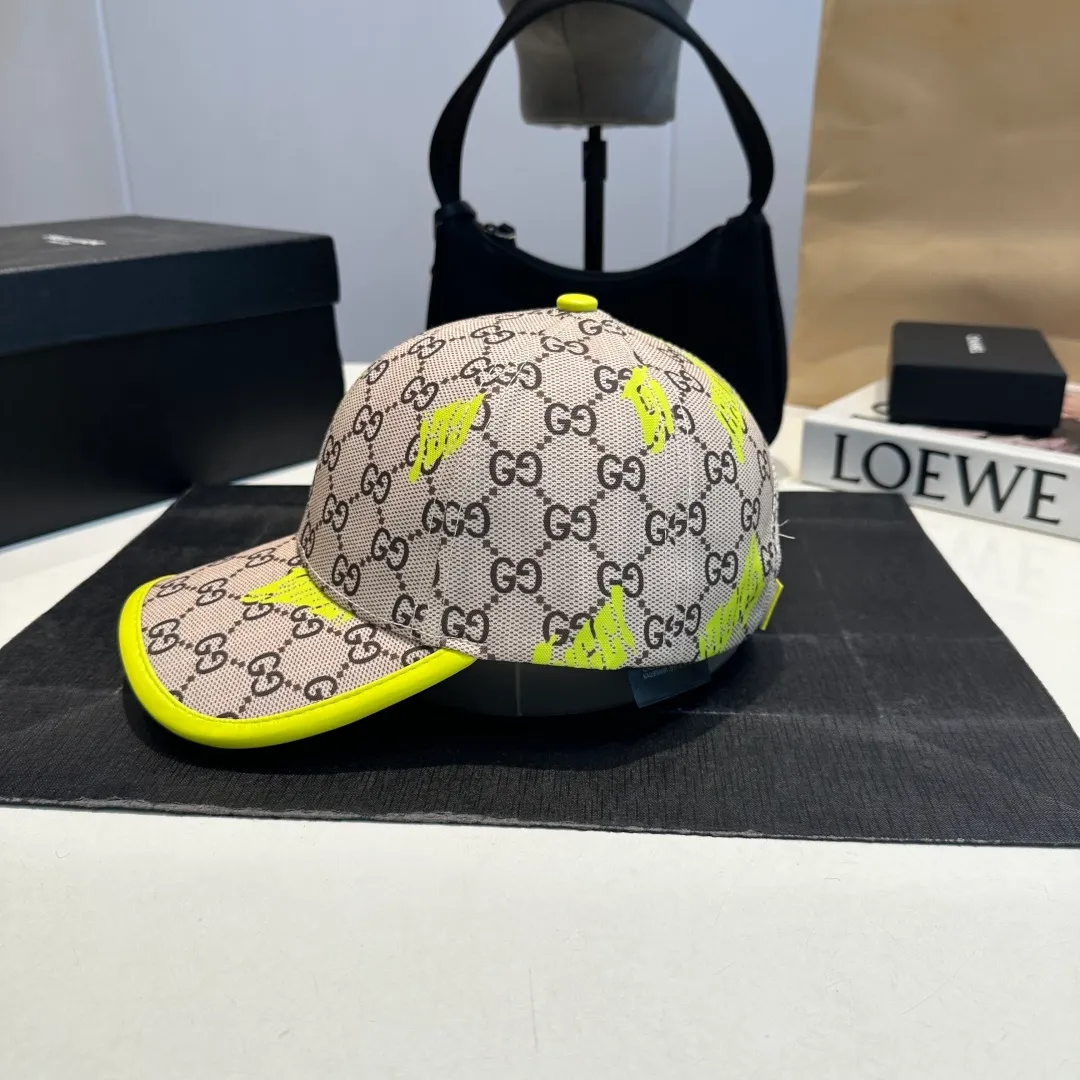 P56 GUCCI Gucci Baseball Cap 🧢Official website new product Gucci Baseball Cap 🧢 is coming soon. The craftsmanship is very exquisite, high-end and classy! Low-key luxury, easy to carry! Running volume!