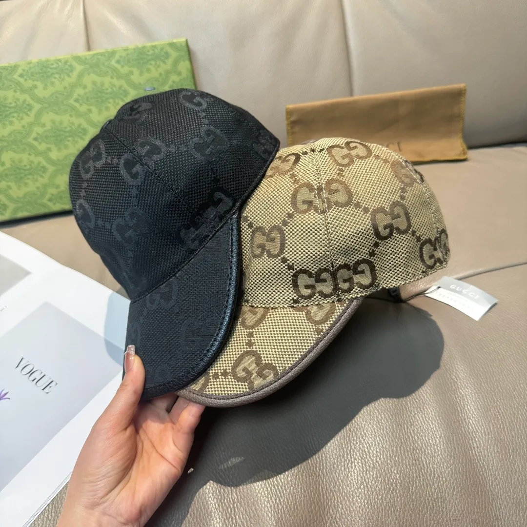 p90., Gucci Gucci's new original baseball cap, large double G, 1:1 mold opening and customization at the counter, original canvas fabric + first-layer cowhide, light and breathable! The basic head circumference is 56cm, and the patch is adjustable.