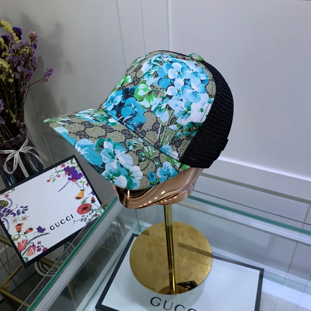The p70 purchasing version [Smile] is the same version as the official website, made of GUCCI high-end materials, and the original hat from the French luxury goods counter. [Love] We welcome all kinds of comparisons. The best quality ones are not low-end products. You can compare by yourself. The version purchased at the counter is customized one by one, and the purchasing agent source.