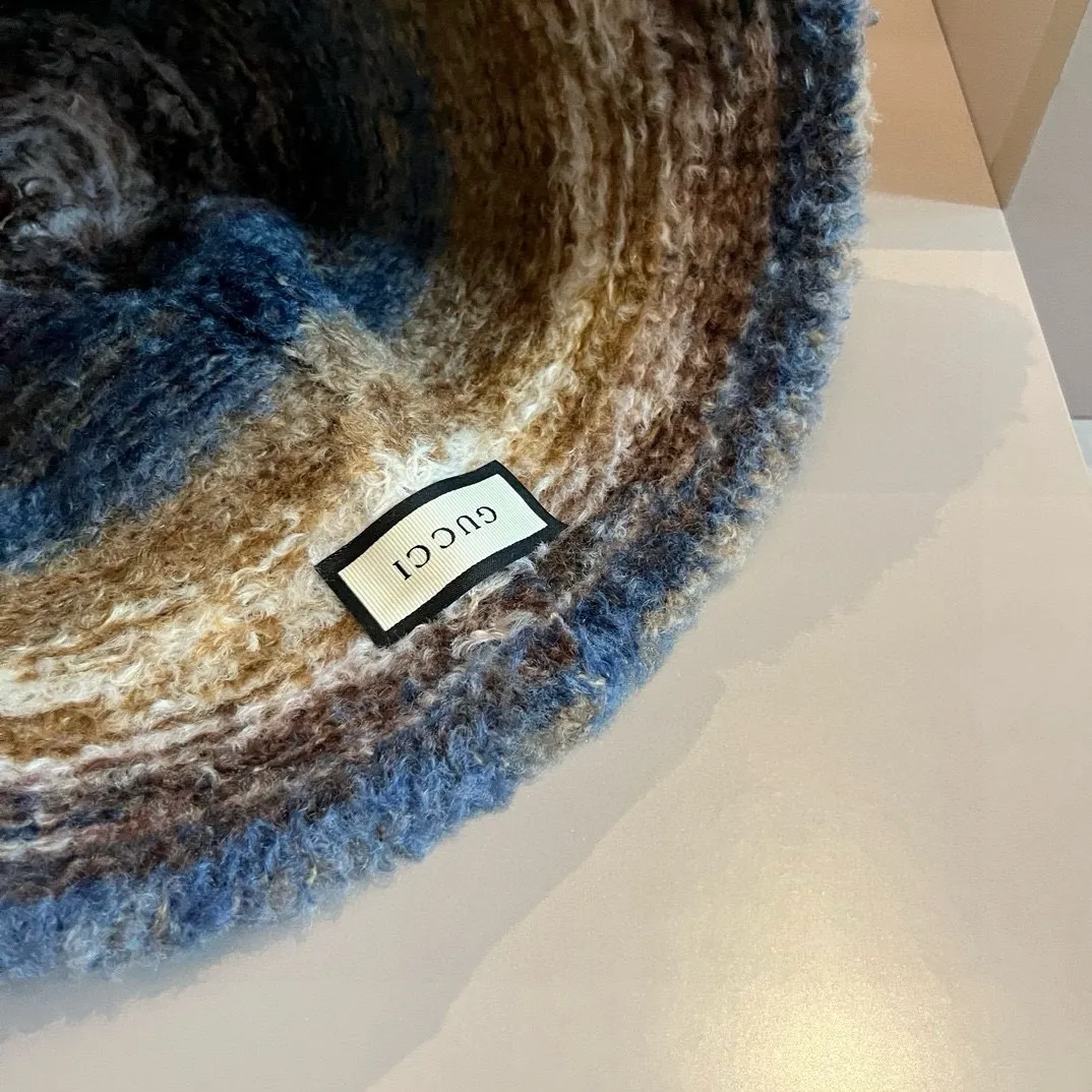 💰90¥ Gucci new lamb wool bucket hat, head circumference 57vm