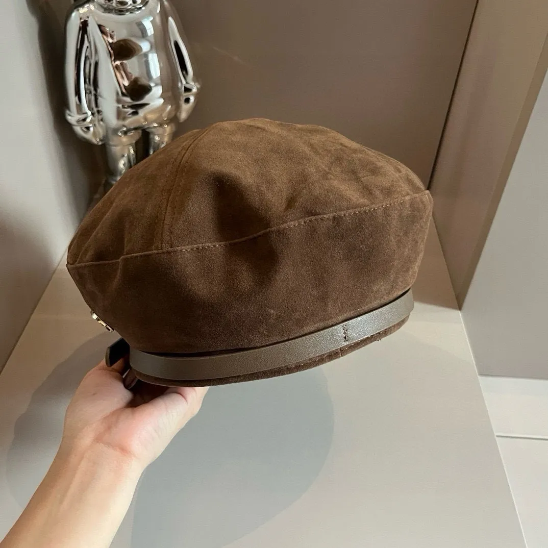 💰100¥ Gucci new peaked military cap, head circumference 57cm