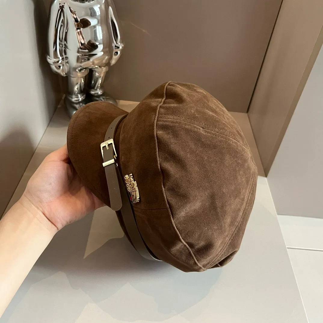💰100¥ Gucci new peaked military cap, head circumference 57cm