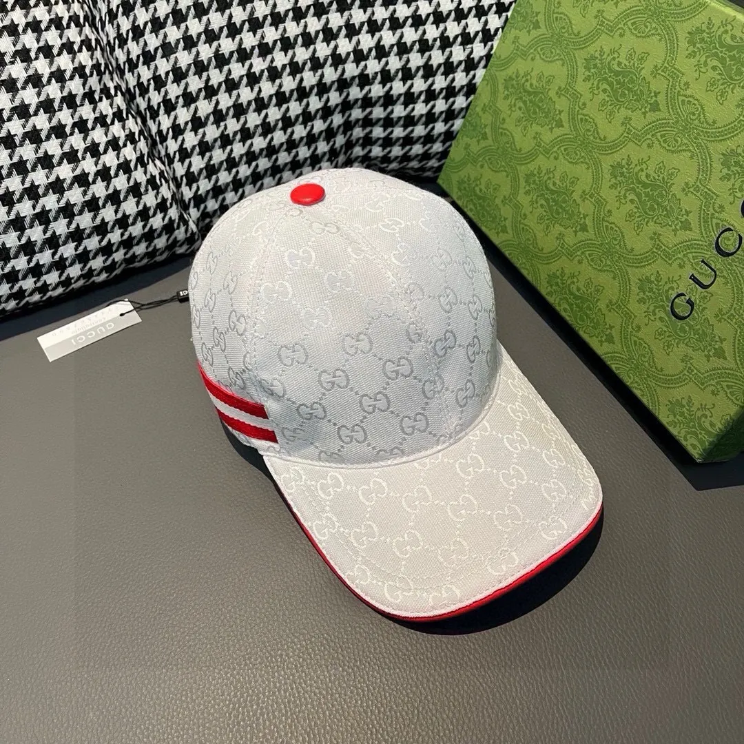 P900,000 classic model is shipped in new colors! ,, Gucci (Gucci) classic original baseball cap 😍😍Customized at 1:1 mold opening at the counter, the highest version, original canvas fabric + first-layer cowhide, light and breathable! Photographed in real life, suitable for men and women in all seasons, basic head circumference 56cm, adjustable patches.