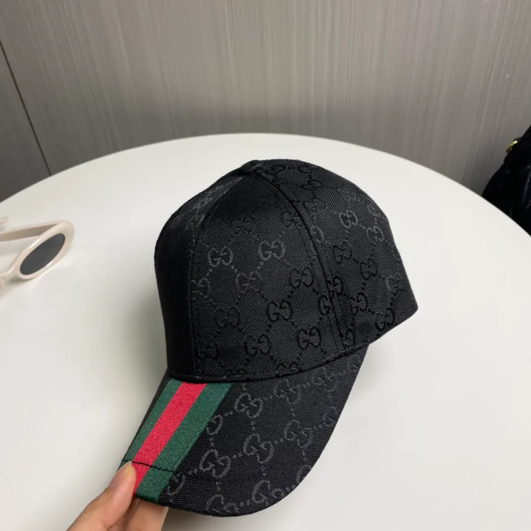 P56 [GUCCI Gucci]🌸2 official website is online simultaneously🎊 Korean version of the new British classic casual atmosphere customized model 1:1 original quality unisex baseball cap Meibang three-dimensional printed geological fabric high quality quality🔥🔥🔥